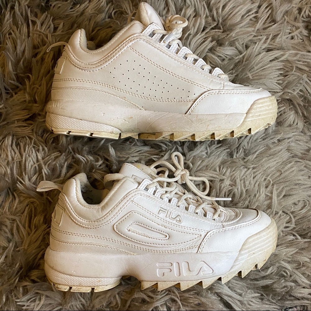 Women’s All White Fila Disruptors Size 7